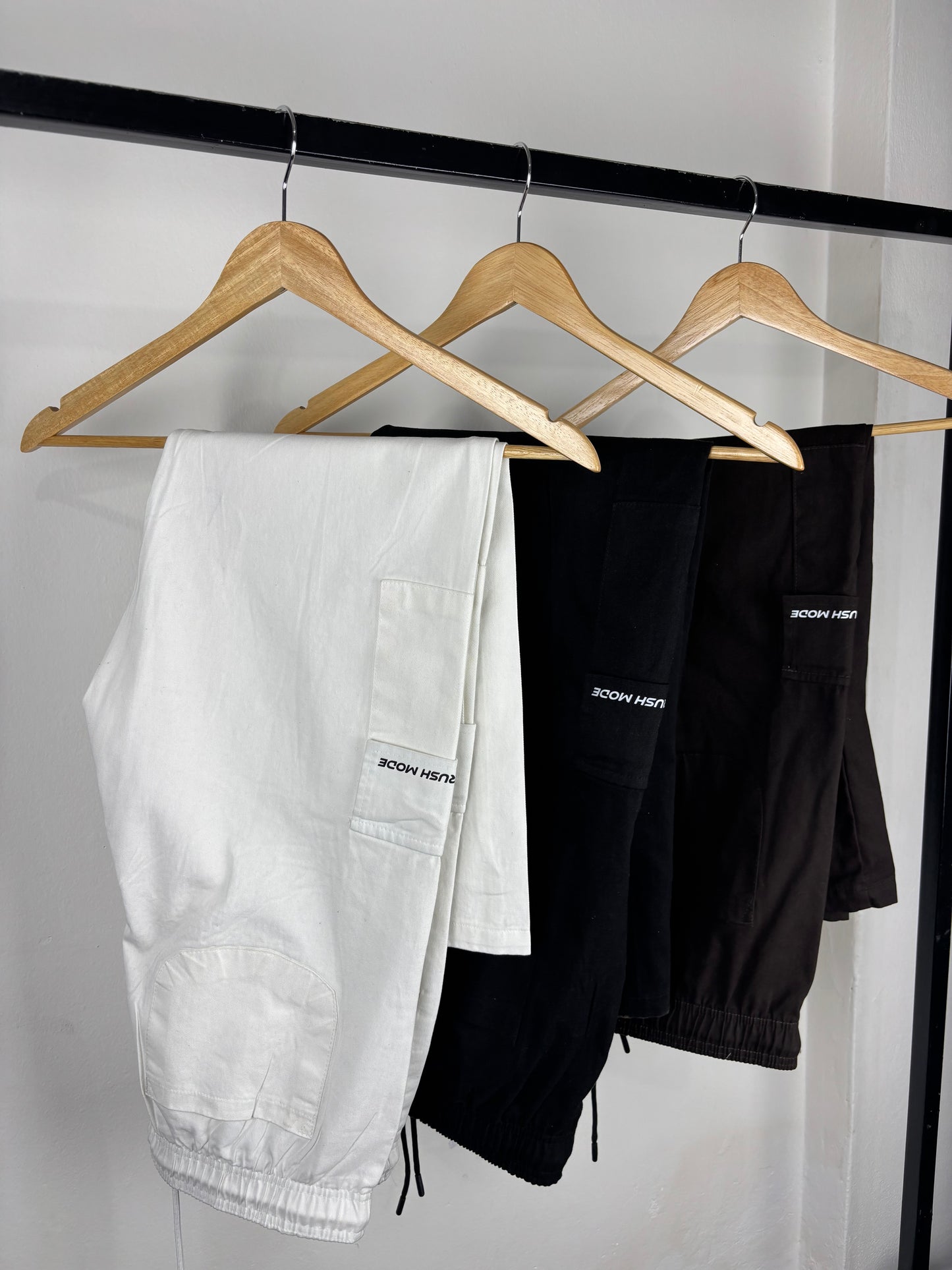 White- Twill Cargo Pant