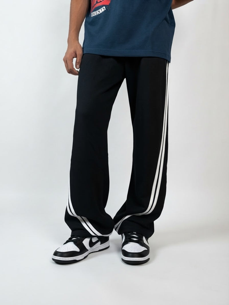 Curved Stripe Black Sweatpant